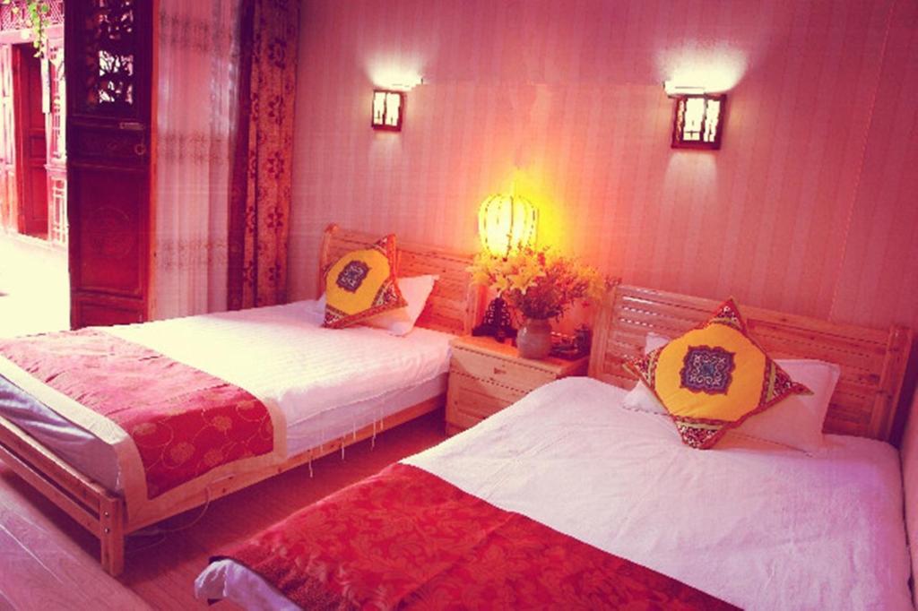 Yunxi Inn Lijiang  Rom bilde